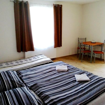 Penzion Adriana Hotel Rožňava Eksteriør billede