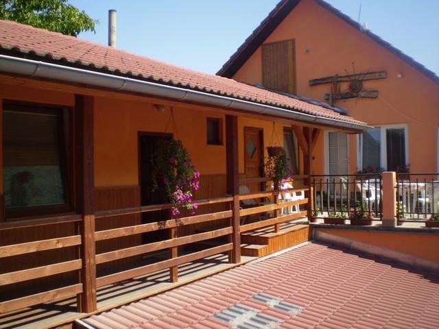 Penzion Adriana Hotel Rožňava Eksteriør billede